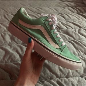 old skool vans “neptune”